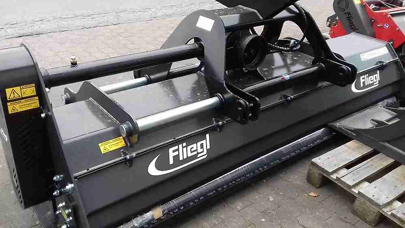 Fliegl Tornado SM 2750 Front- Heckmulcher Mulcher Hammerschlegel **LIMITED**