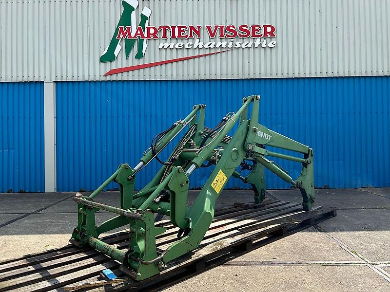 Fendt Frontlader 3S + aanbouwdelen