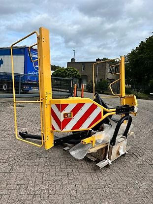 New Holland /Kemper Comfort support wheel 300F