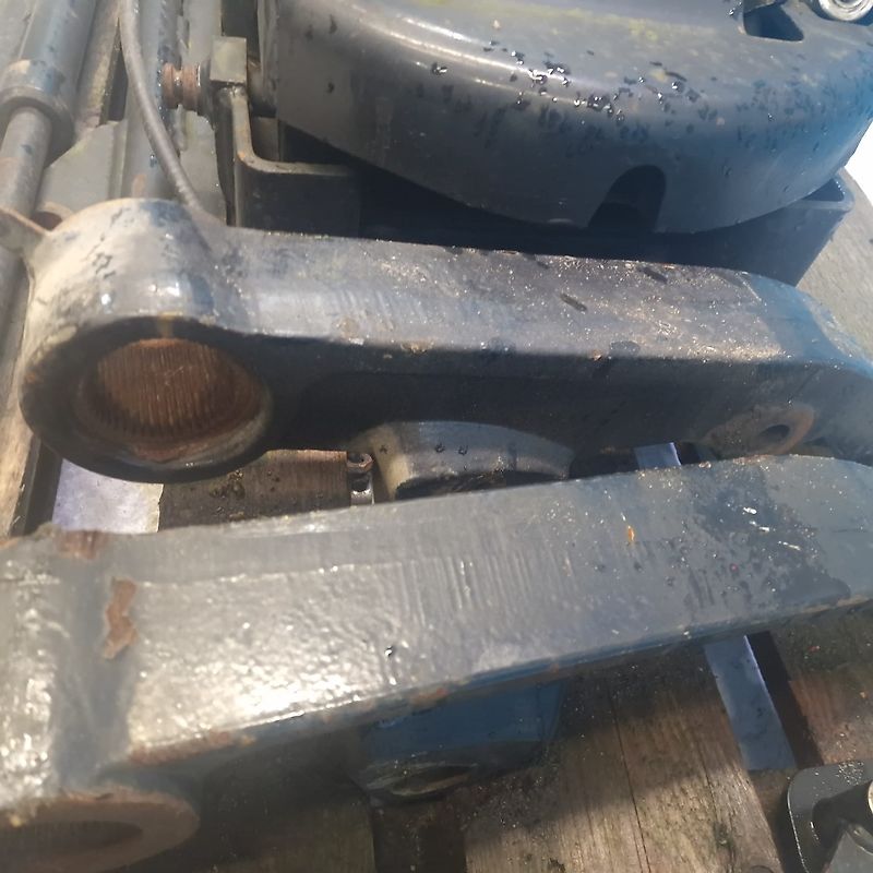 New Holland TS135A (Spare part/Reservedel/Ersatzteil)