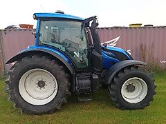 Valtra N174 E versu