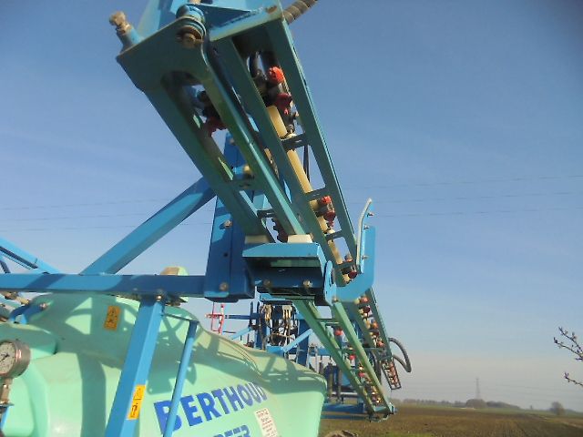 Berthoud Sprinter 25 - 26 trailed sprayer