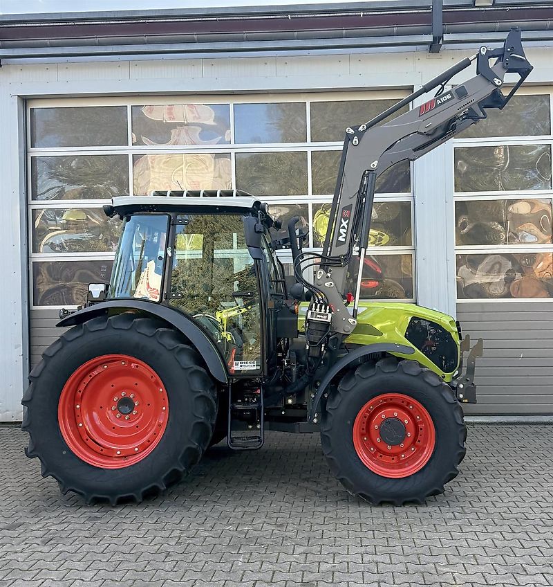 Claas AXOS 240 Advanced + MX A106