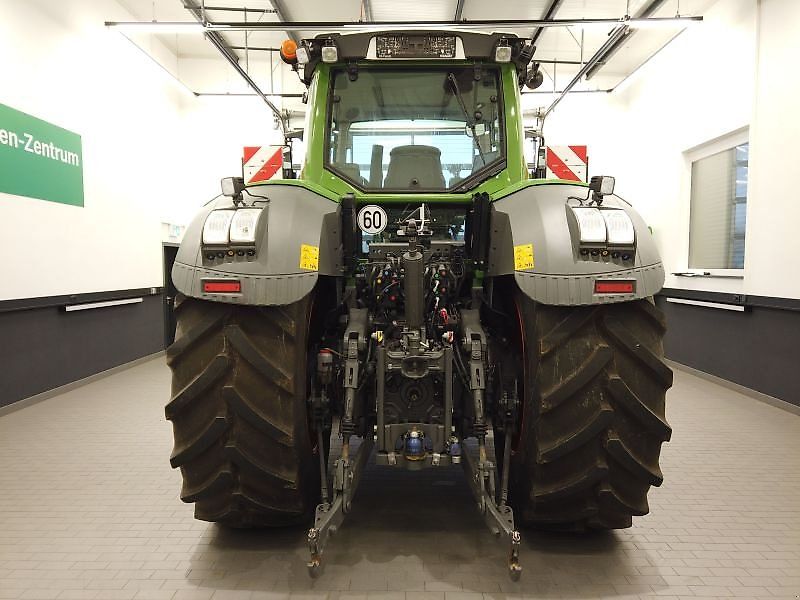 Fendt 828 VARIO S4 PROFI PLUS