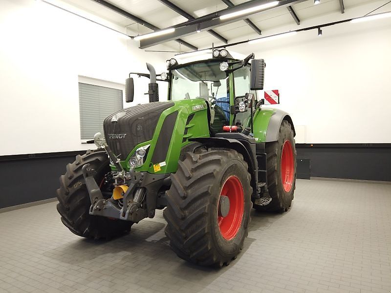 Fendt 828 VARIO S4 PROFI PLUS