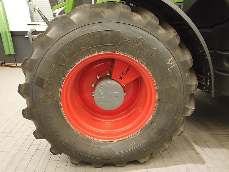 Fendt 828 VARIO S4 PROFI PLUS