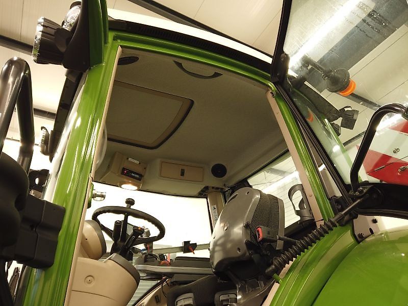 Fendt 828 VARIO S4 PROFI PLUS