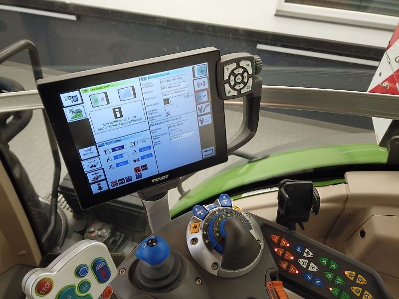 Fendt 828 VARIO S4 PROFI PLUS