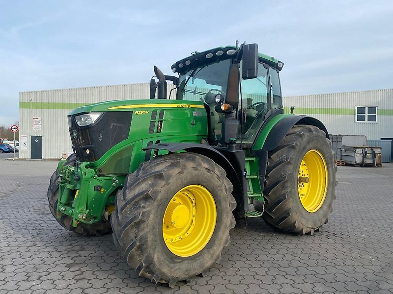 John Deere 6230R - Command Pro