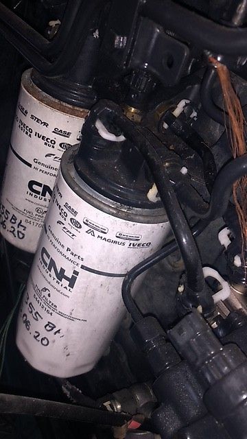 New Holland t6080 - t6090 Silnik pompa paliwa części (Części zamienne)