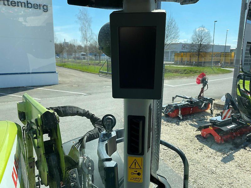 Claas Arion 650 CIS+ mit FL E-FARM Auktion