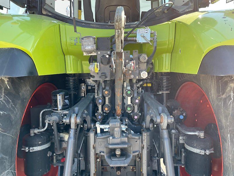 Claas Arion 650 CIS+ mit FL E-FARM Auktion
