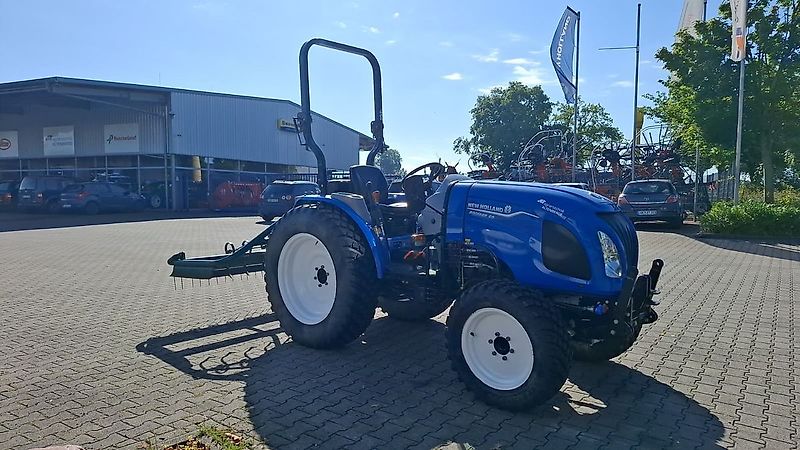 New Holland Boomer 50