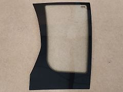 Deutz-Fahr SZYBA PRZEDNIA DOLNA AGROTRON SAME LEWA 04429882