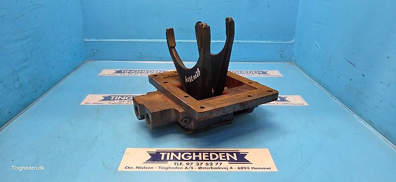 New Holland 8340 (Spare part/Reservedel/Ersatzteil)