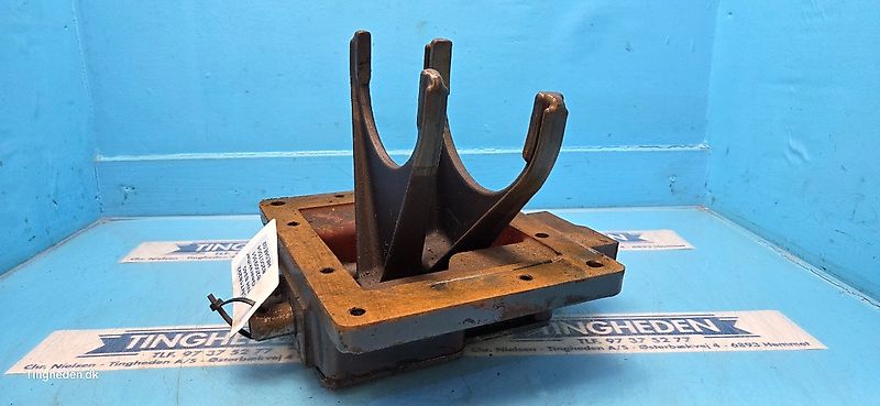 New Holland 8340 (Spare part/Reservedel/Ersatzteil)