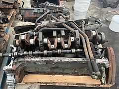 Deutz F6L913 - wał korbowy tłoki korbowody miska olejowa (Części zamienne)