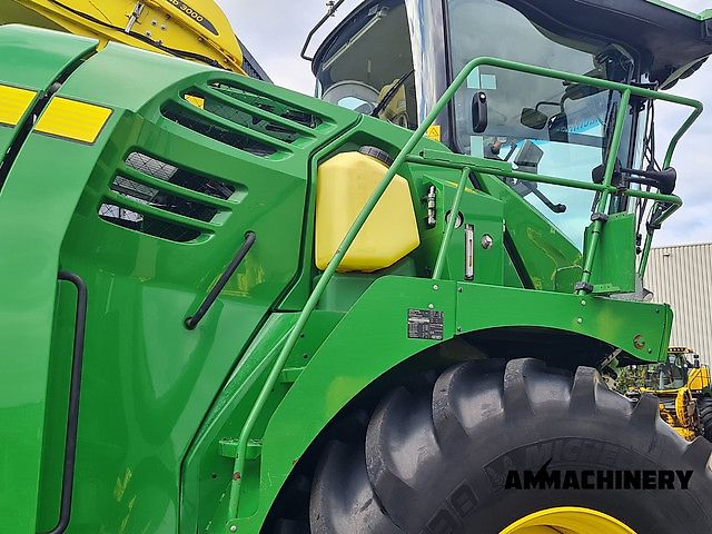 John Deere 9900 i