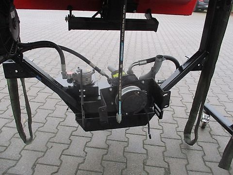 Matev Materialaufnahmegerät + Mähwerk