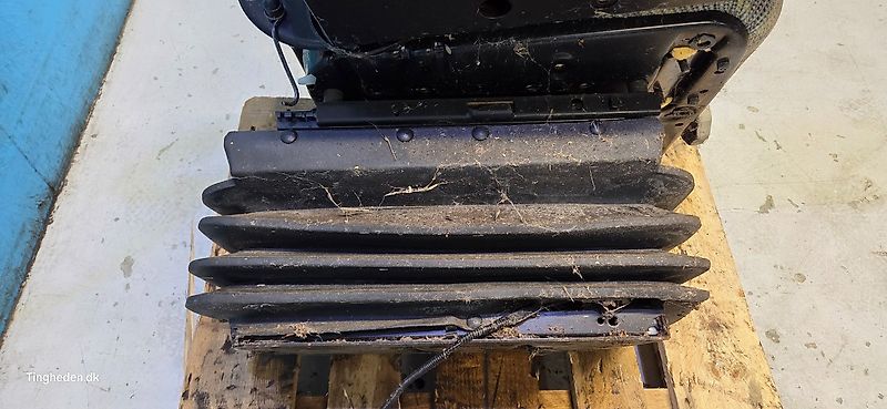 New Holland TX68 (Spare part/Reservedel/Ersatzteil)