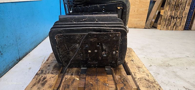 New Holland TX68 (Spare part/Reservedel/Ersatzteil)