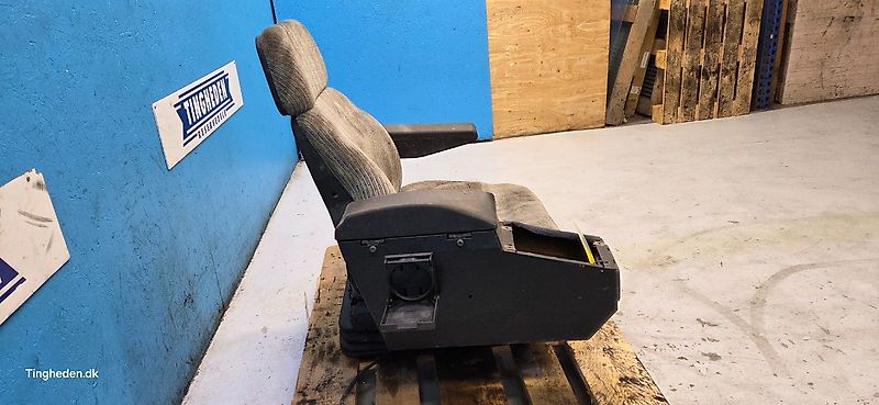 New Holland TX68 (Spare part/Reservedel/Ersatzteil)