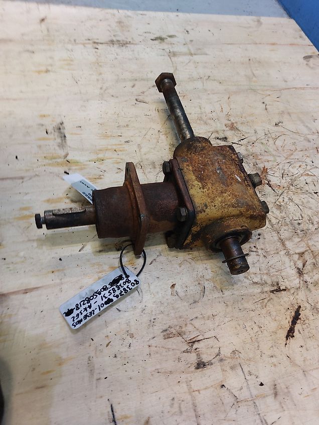 New Holland 8060 (Spare part/Reservedel/Ersatzteil)