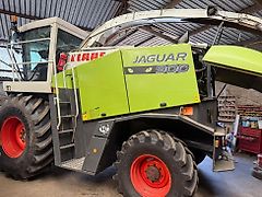 Claas Jaguar 900