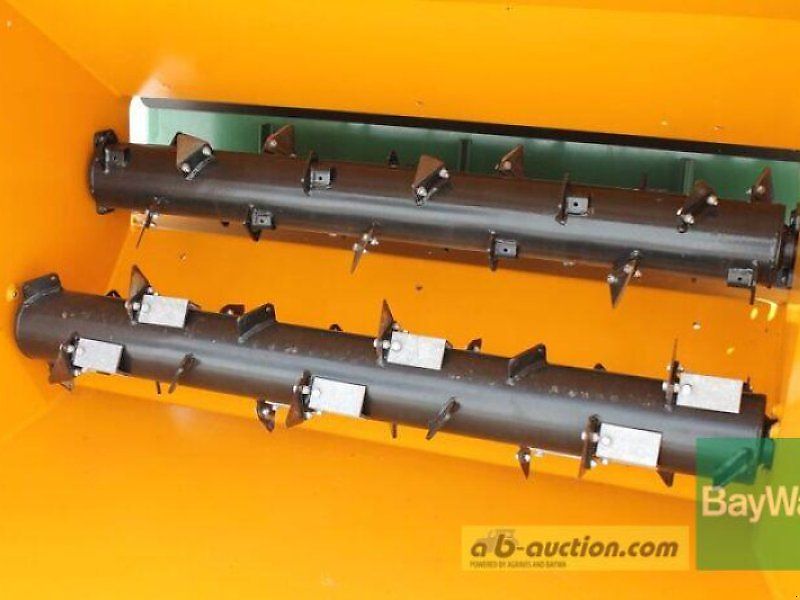 Giant VERTEILERSCHAUFEL MVB-1250