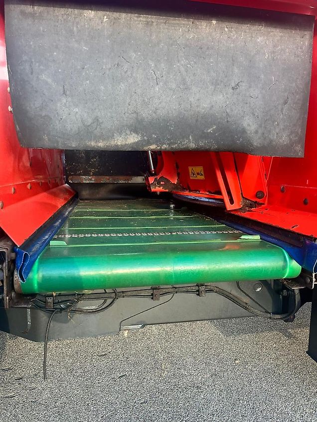 Kuhn 14.2 CS / Futtermischwagen / 2 Schnecken