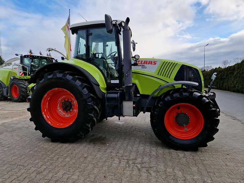 Claas Axion 810 Hexashift