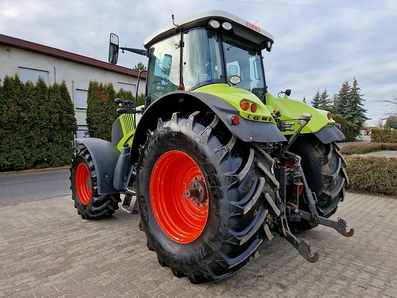 Claas Axion 810 Hexashift