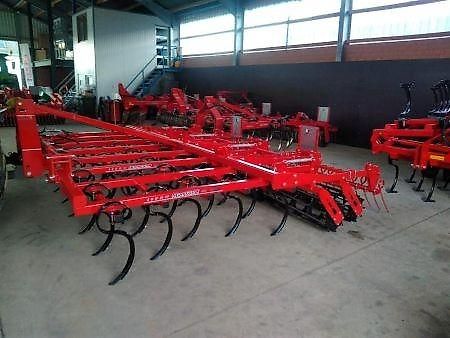 Agri Farm Universell einsetzbarer Eurocult II, Dreipunkt-Leichtgrubber