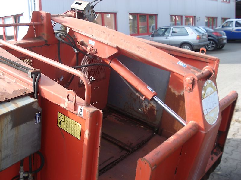 Kuhn Polycrok 2050