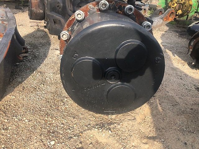 New Holland T7 - Zwolnica - Zwrotnica - Półoś - Skrzynia - Silnik - Siłowniki (Części zamienne)