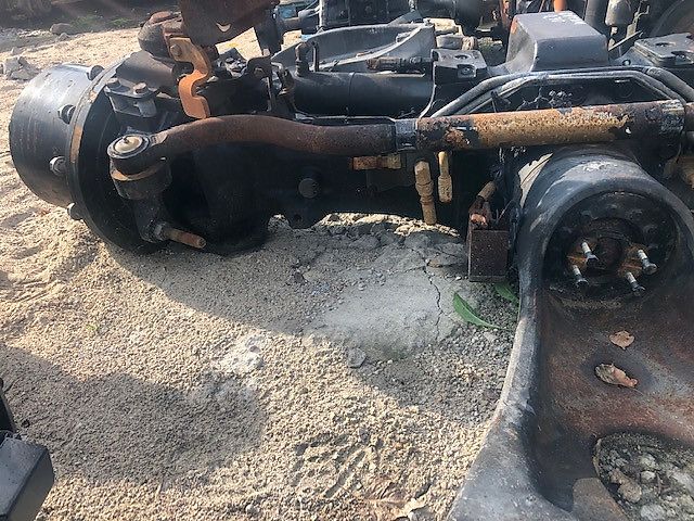 New Holland T7 - Zwolnica - Zwrotnica - Półoś - Skrzynia - Silnik - Siłowniki (Części zamienne)