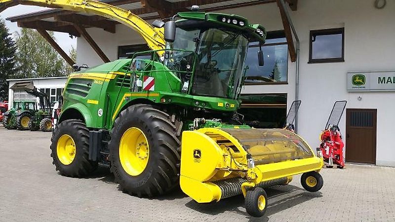 John Deere 8600i
