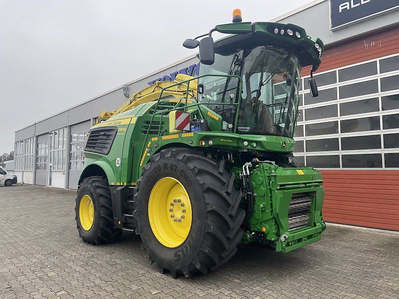 John Deere 9900 i
