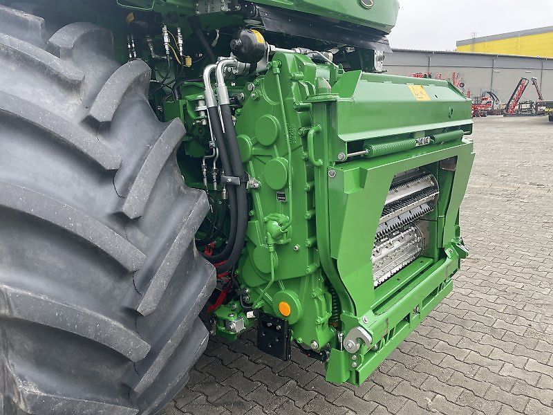 John Deere 9900 i