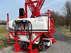 AGROFART angebaute FELDSPRITZE HYDRAULISCH klappbar 1000 l / 15m