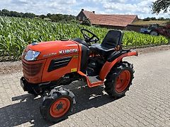 Kubota B1220