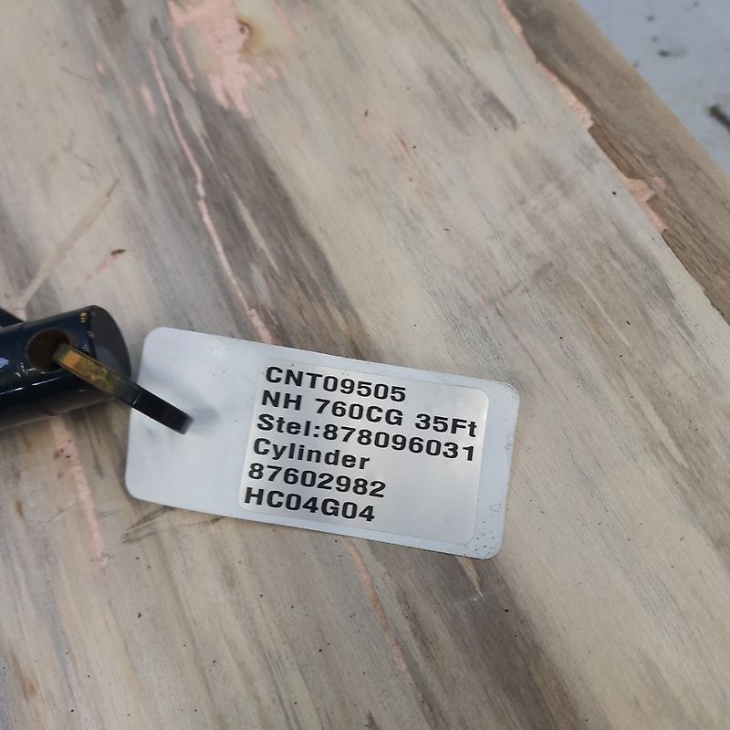 New Holland 760CG (Spare part/Reservedel/Ersatzteil)