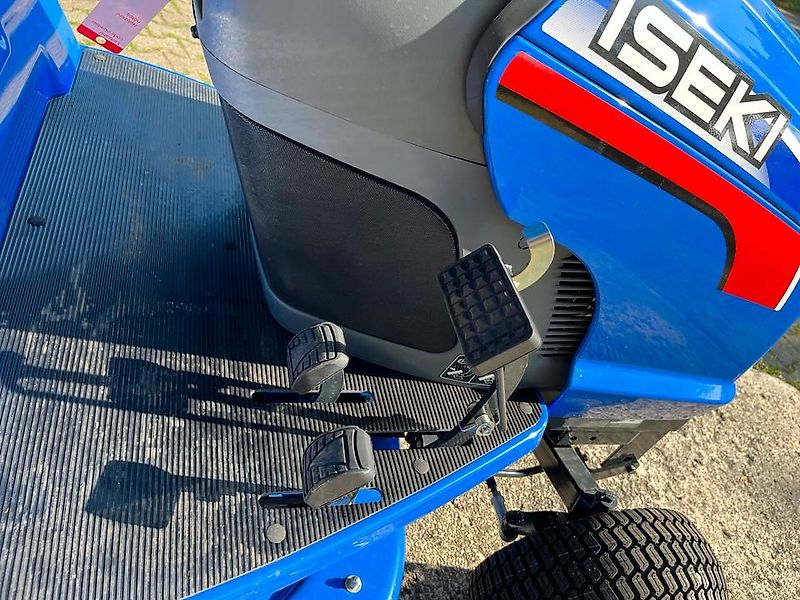 Iseki SXG 216+ mit elektrischer Entleerung