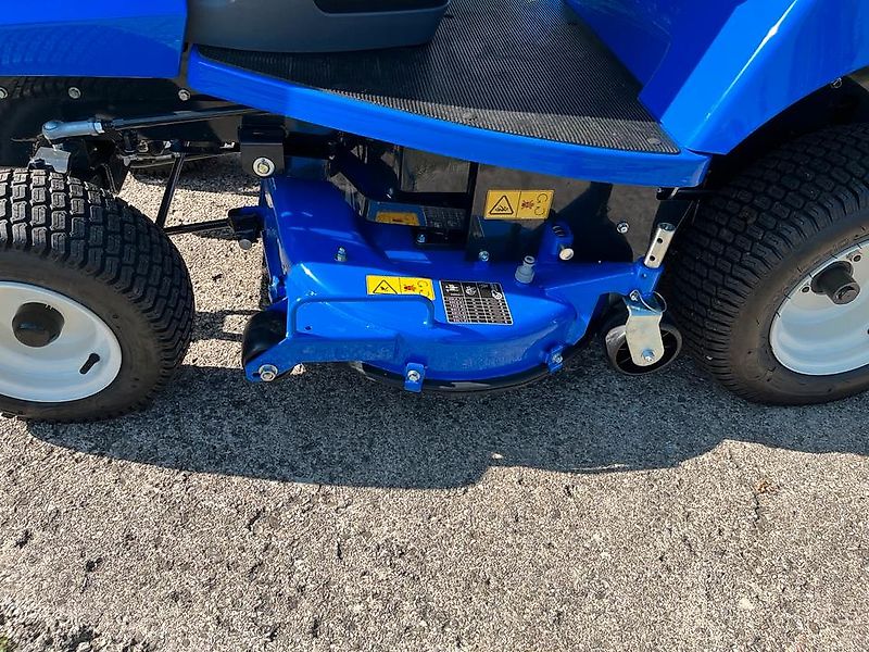 Iseki SXG 216+ mit elektrischer Entleerung