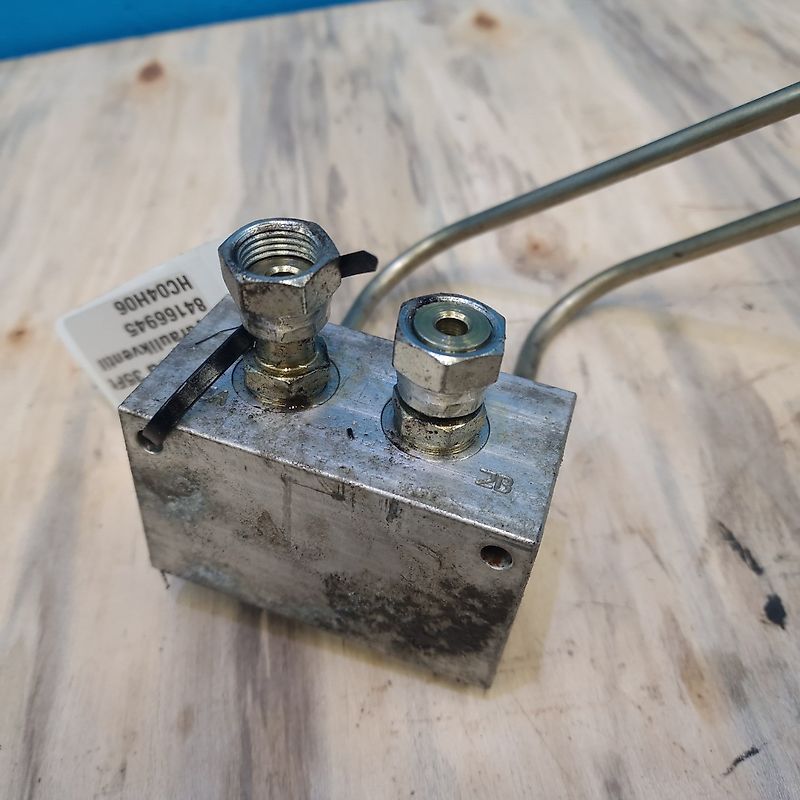 New Holland 760CG (Spare part/Reservedel/Ersatzteil)