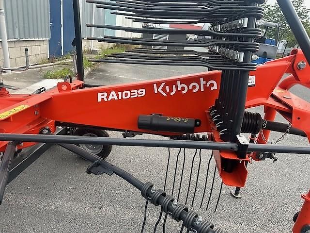 Kubota RA 1039