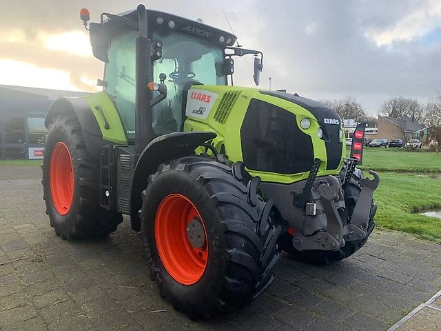 Claas Axion 810 CIS+