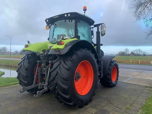 Claas Axion 810 CIS+