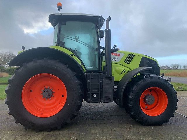 Claas Axion 810 CIS+