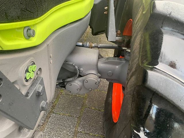 Claas Axion 810 CIS+